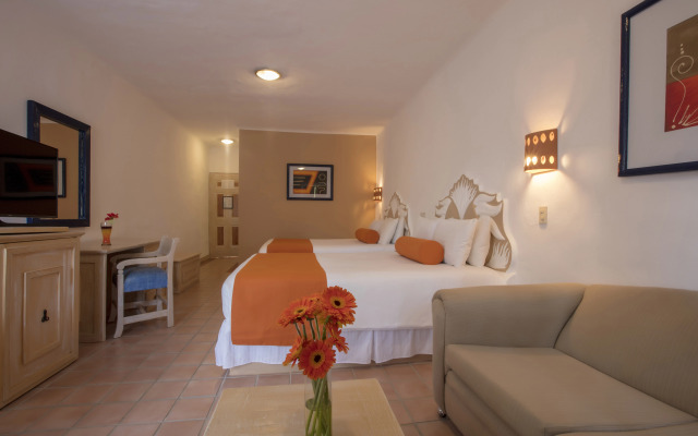 Flamingo Vallarta Hotel & Marina