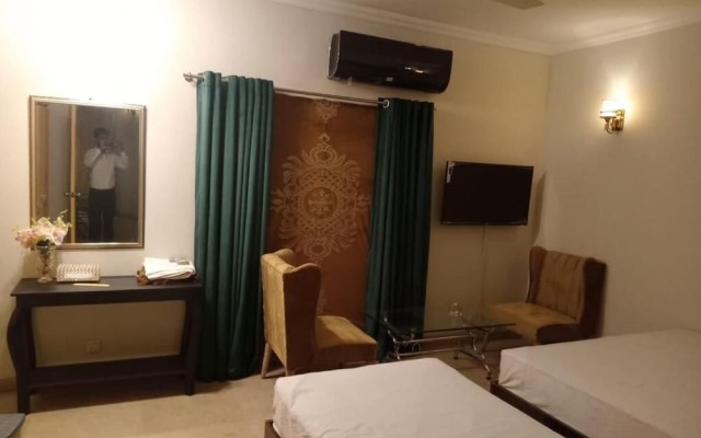 Hotel Doves Inn Garden Town Lahore