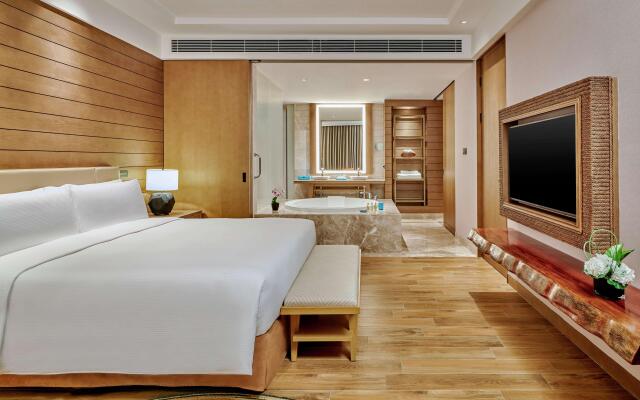 DoubleTree by Hilton Shanwei