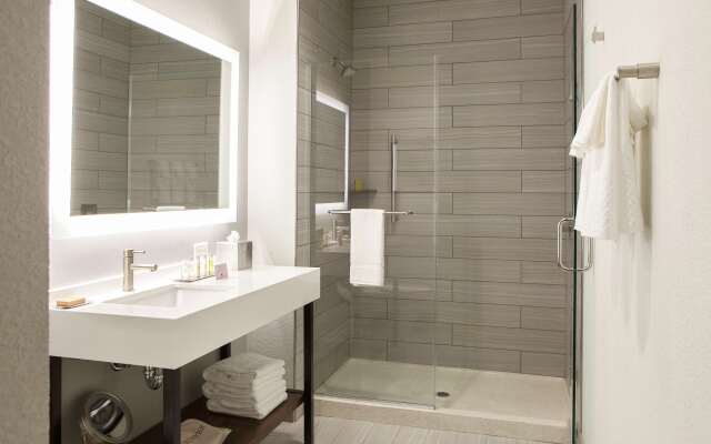 Hilton Garden Inn Minneapolis University Area