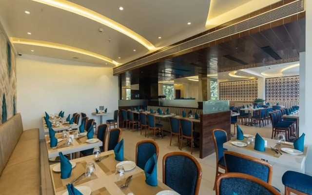 Mastiff Grand The Sia Palace Suites & Banquets, Khopoli (Nr. Imagica)