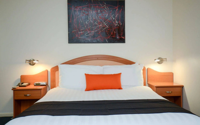 Pegasus Motor Inn and Serviced Apartments