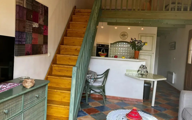 Charming Holiday Home With Swimming Pool