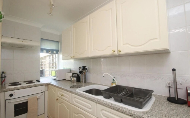 43C Medmerry Park 2 Bedroom Chalet