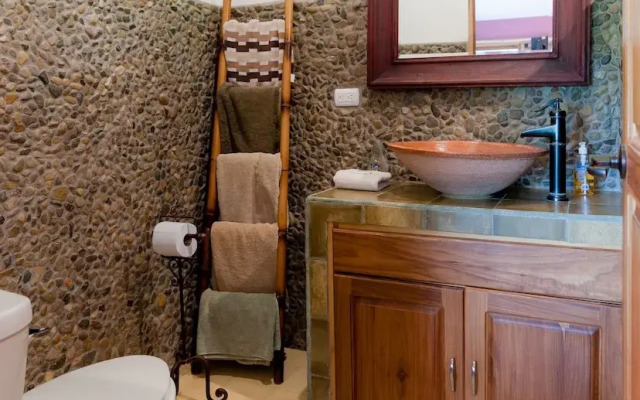 Monos Locos - Portasol Vacation Rental