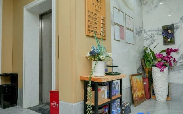 Jingdezhen Royal Porcelain Hotel