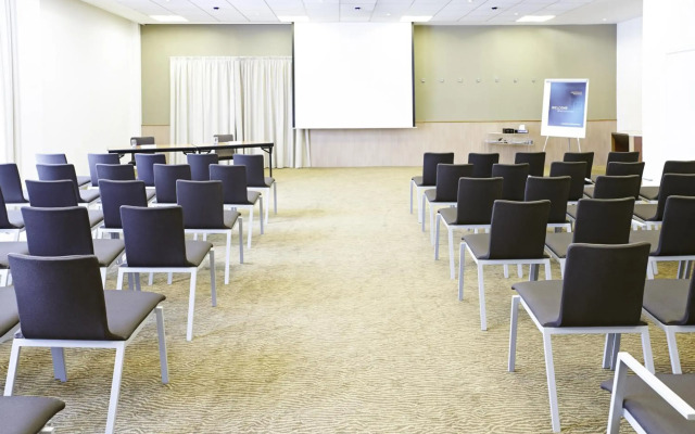 Novotel Newcastle Airport
