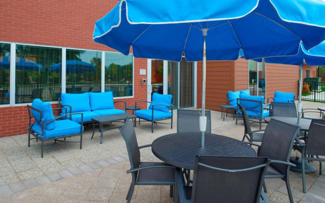 Fairfield Inn & Suites by Marriott Detroit Troy