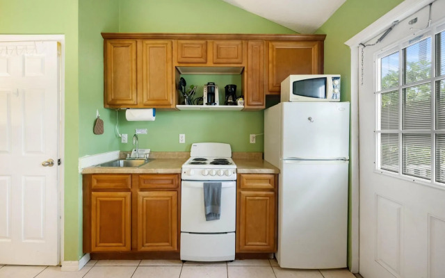 Seahorse Beach Bungalows