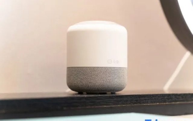 Xana Hotelle (Yichunshi Zhengfu Railway Station)