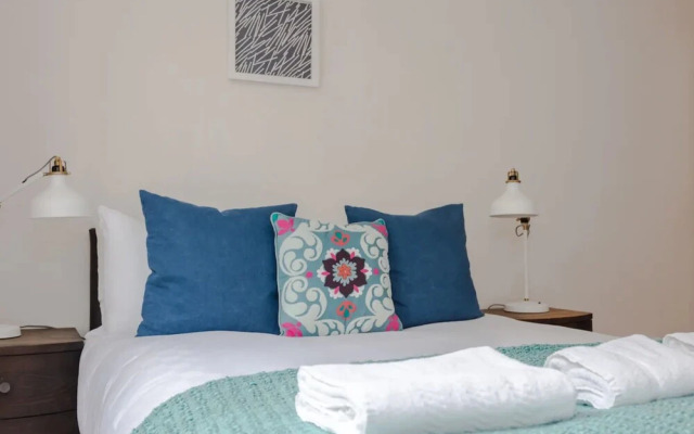 Central 1 Bedroom Flat Near Buckingham Palace