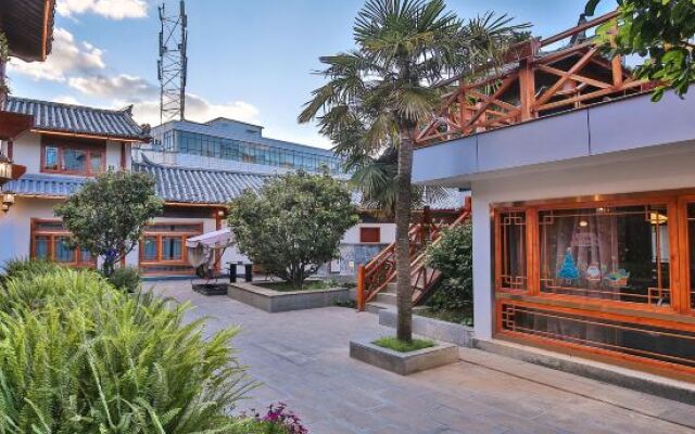 Yishan Mansion Lijiang