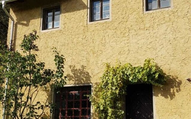Quaint Apartment in Kaifenheim near Forest