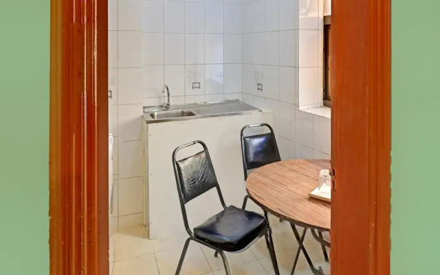 OYO 795 Al Karawan Hotel