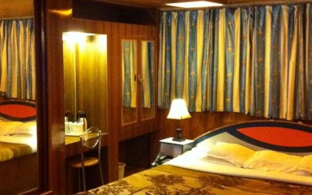 Hotel Mohit