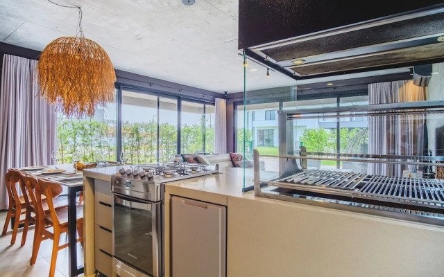 Modern House With Pool Next to Surfland Roi00