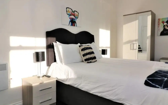 No 1 Bonnet Apartments - 2 Bed