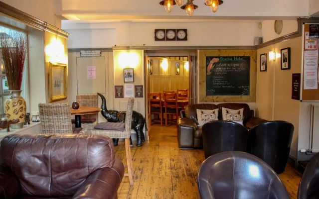 Station Hotel And Restaurant