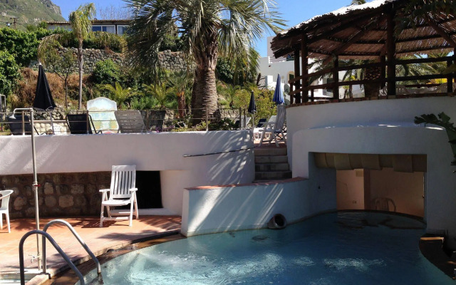Paco Residence
