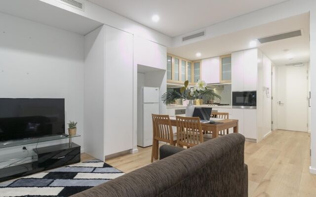 B06-darling Harbour Studio