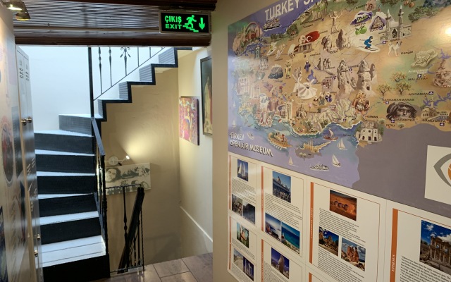 Antique Hostel 