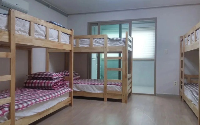 Jiin Hostel & Guesthouse