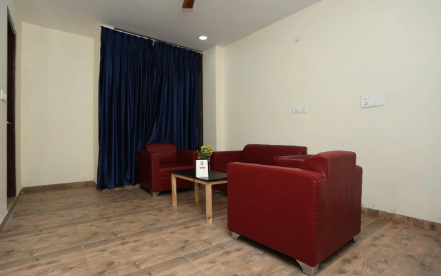 OYO 11952 Hotel Royal India