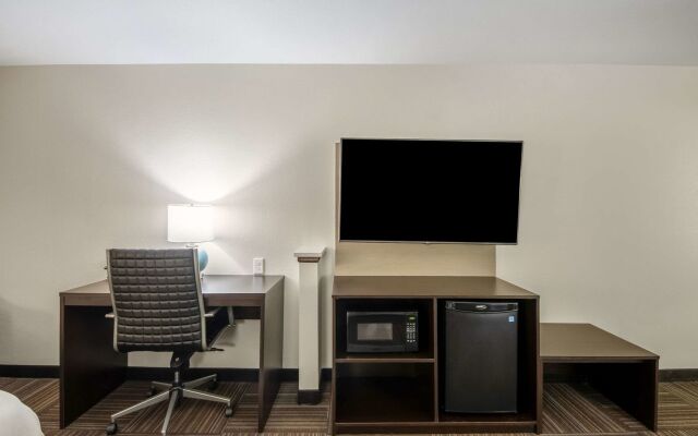 Wingate by Wyndham Kings Bay Naval Base / I-95