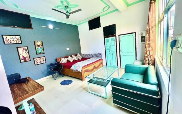 Bhoora House