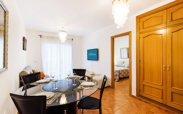 Rentandhomes fuengirola beach apartment