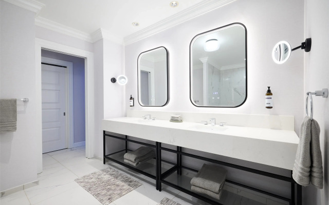 Hyatt Regency Chicago