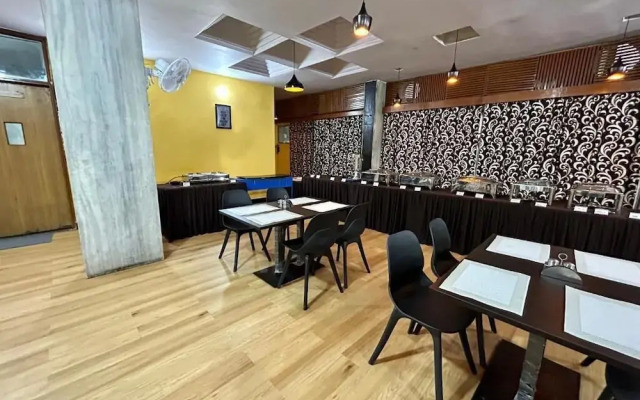 New Hotel Suhail