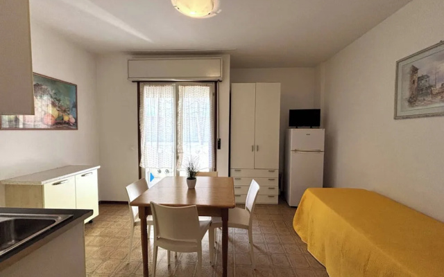 Nice Studio With Side sea View