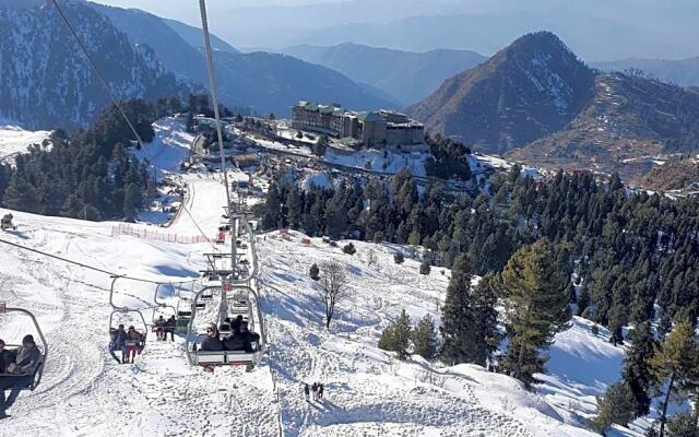 Pearl Continental Hotel Malam Jabba