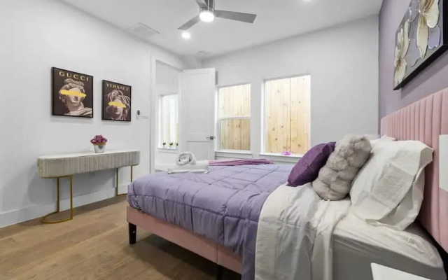 Downtown Houston 3BR Bachelorette Escape