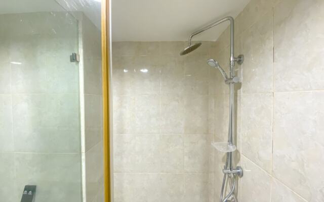 Elegant And Comfortable Studio At Tamansari The Hive Apartment