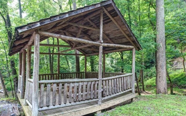 Whispering Secrets - One Bedroom Cabin