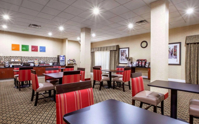 Comfort Inn & Suites