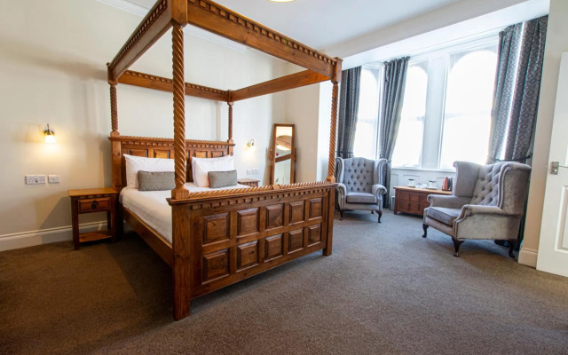 The Grosvenor Plymouth