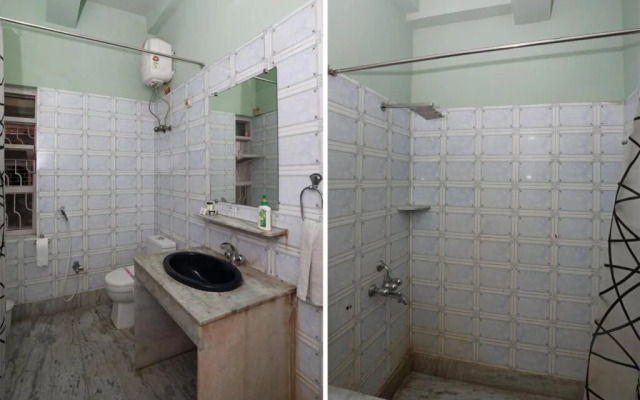 OYO 16495 Kolkata Inn