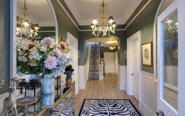 Luxury Georgian Villa 8 Bedrooms Dog Friendly