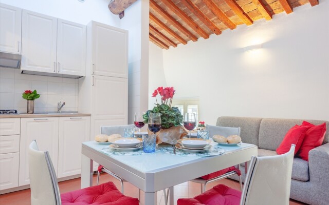 Ex Tribunale Palazzo Bentivoglio Apartment