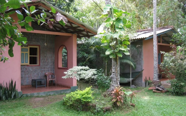 Kumbukgahawatta Hotel