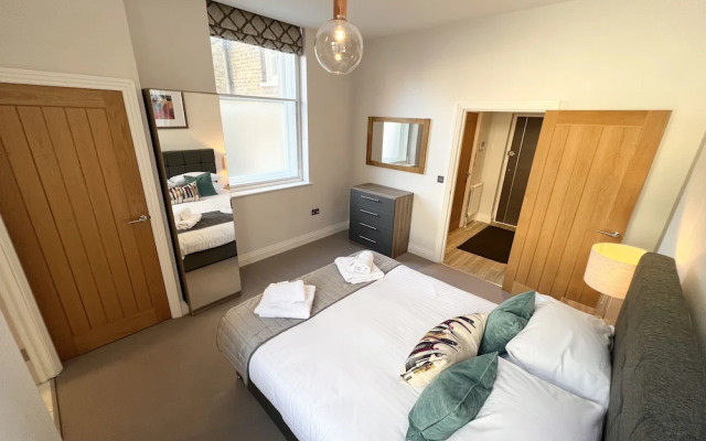 Windsor Castle Apartments