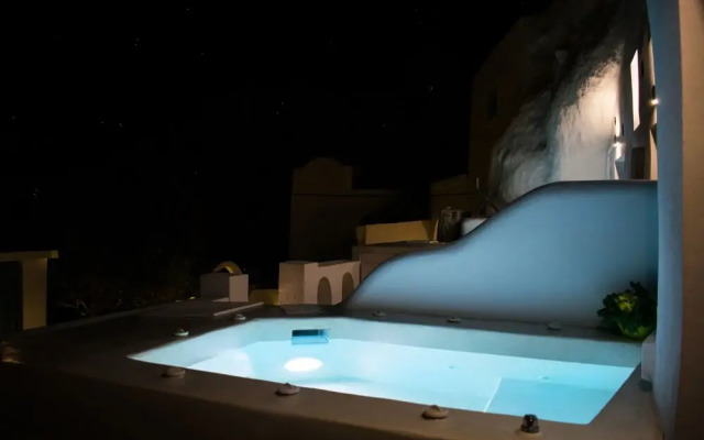 Stoa Cave Villas