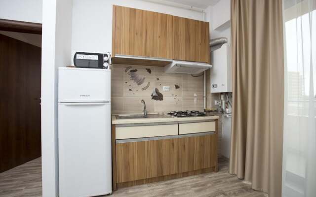 Chic Sea View Apartment Mamaia