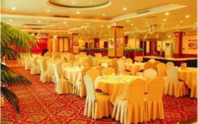 GreenTree Alliance Guangdong Shenzhen Pinghu Avenue Jingdu Town Hotel