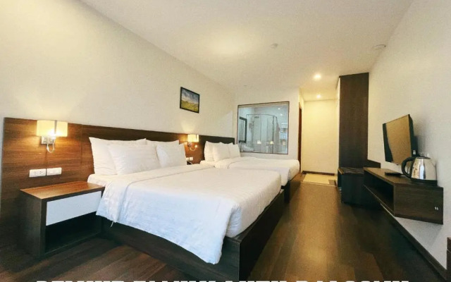 Paragon Noi Bai Hotel and Pool