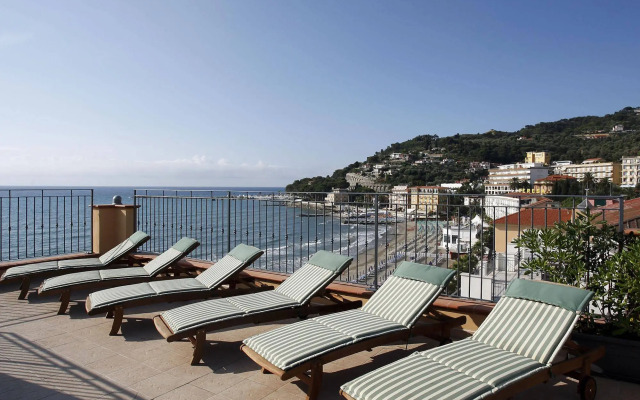 B&B Hotel Diano Marina Palace