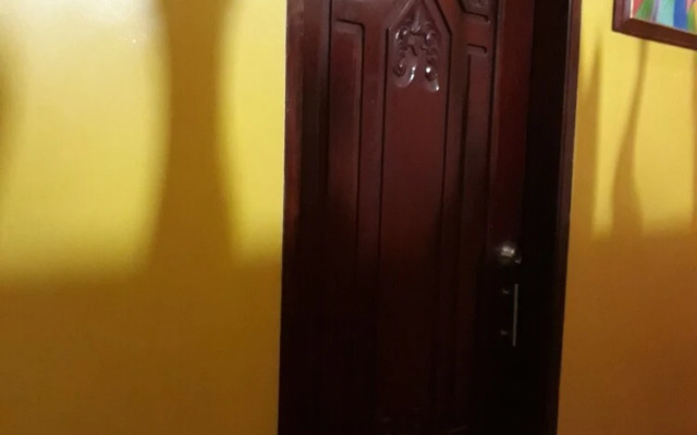 Jack & Claud Bed & Breakfast Guest House